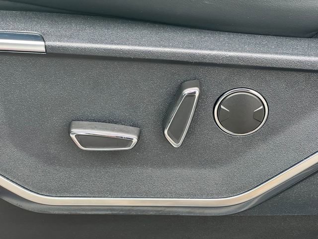 Certified 2022 Ford F150 Raptor w/ Equipment Group 801A High image 25