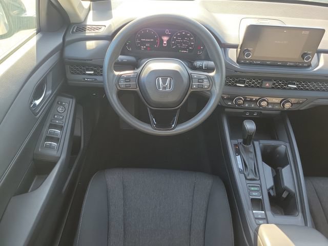 Used 2025 Honda Accord SE image 9