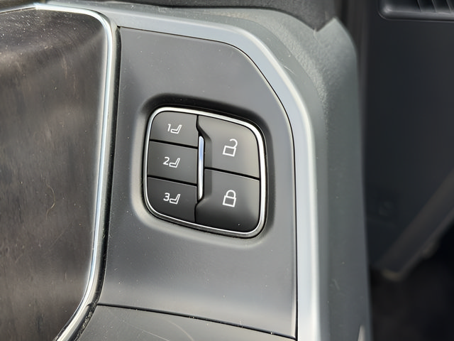 Certified 2021 Ford F150 Lariat AWD/4WD image 18