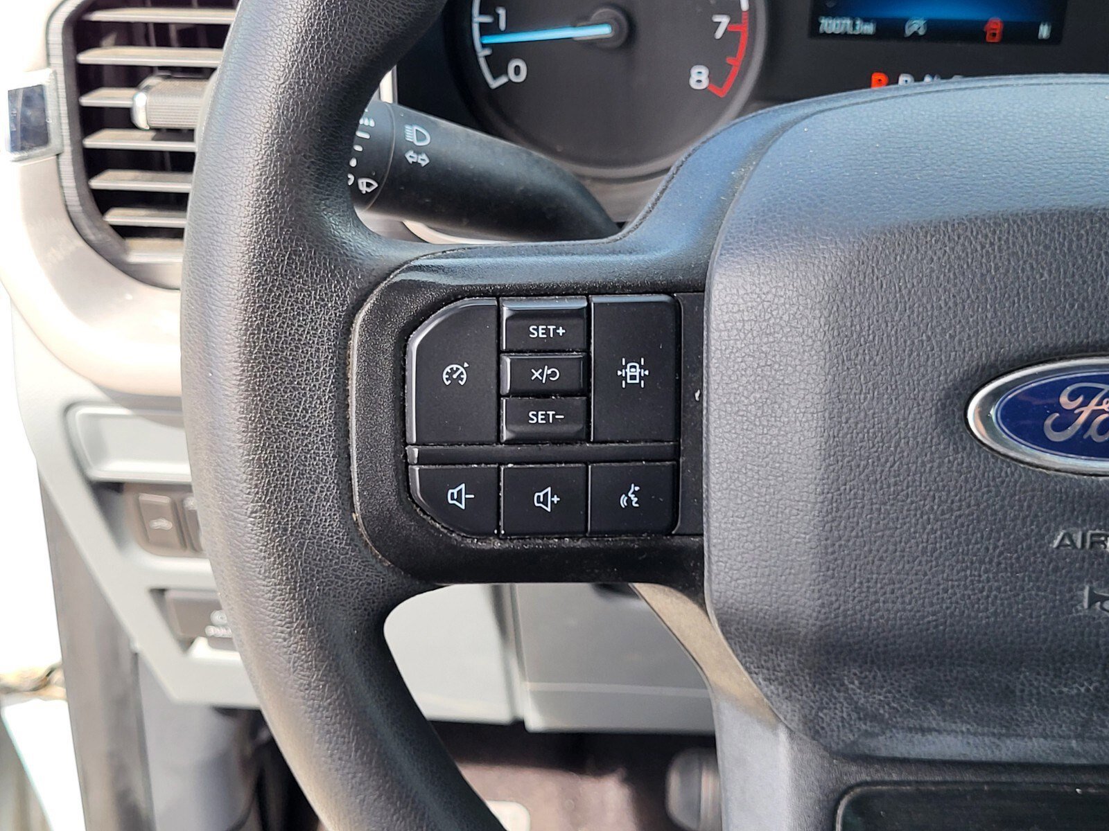 Certified 2022 Ford F150 XLT image 26