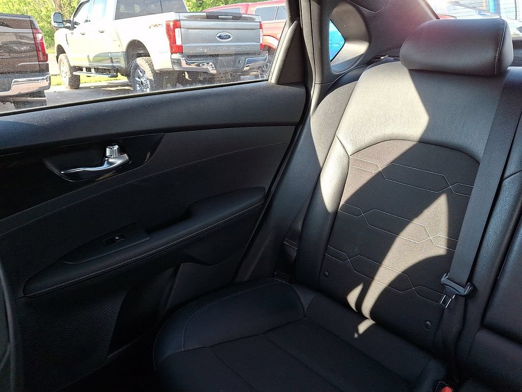 Used 2022 Kia Forte GT-Line w/ GT-Line Technology Package FWD image 18