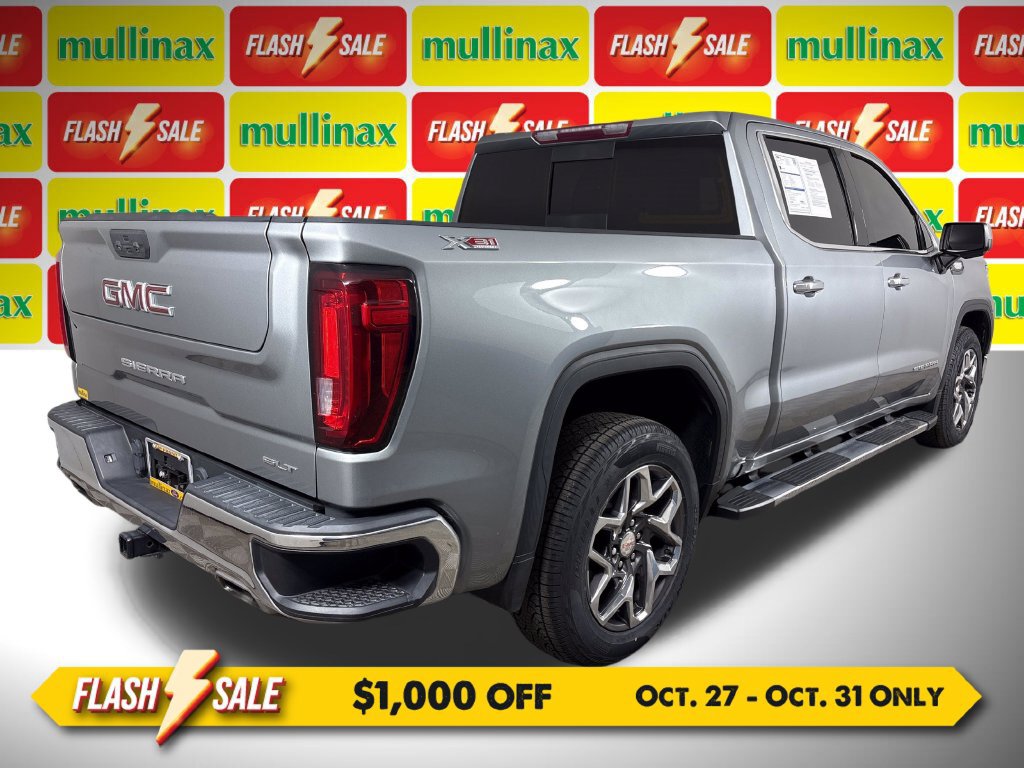 Used 2023 GMC Sierra 1500 SLT AWD/4WD image 4
