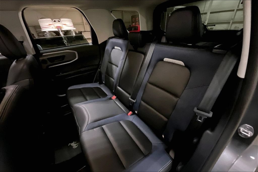 Certified 2025 Ford Bronco Sport Outer Banks w/ Outer Banks Tech Package+ AWD/4WD image 24