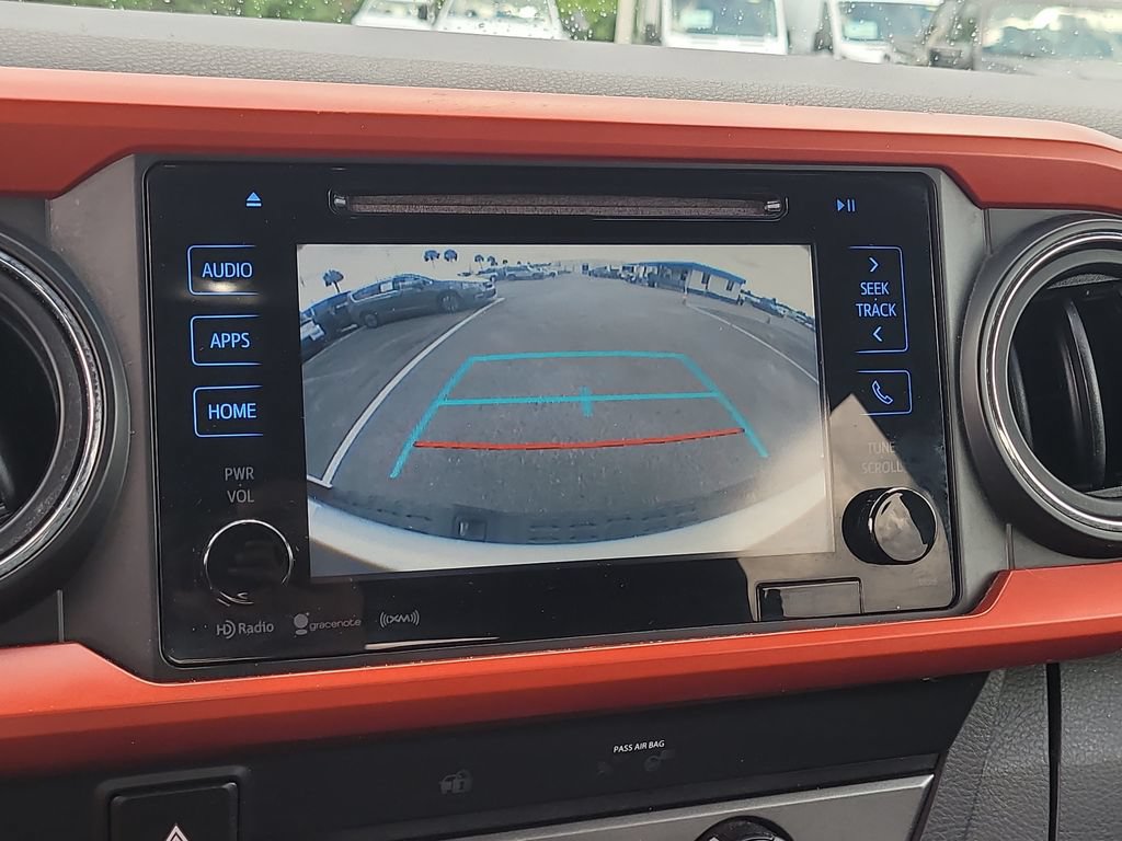 Used 2019 Toyota Tacoma TRD Sport RWD image 19