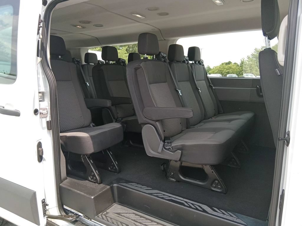Certified 2024 Ford Transit 350 XLT RWD image 11