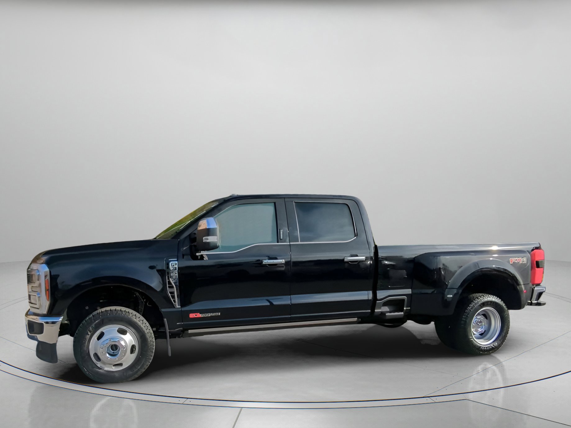 Certified 2024 Ford F350 Lariat w/ Lariat Ultimate Package image 7