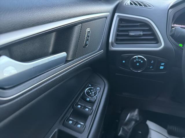 Certified 2023 Ford Edge SEL w/ Convenience Package image 21