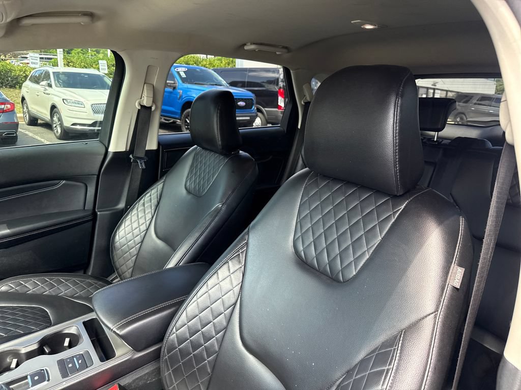 Certified 2023 Ford Edge Titanium AWD/4WD image 14