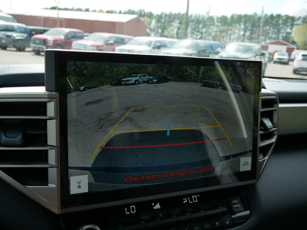 Used 2024 Toyota Tundra Limited w/ Power Package AWD/4WD image 28
