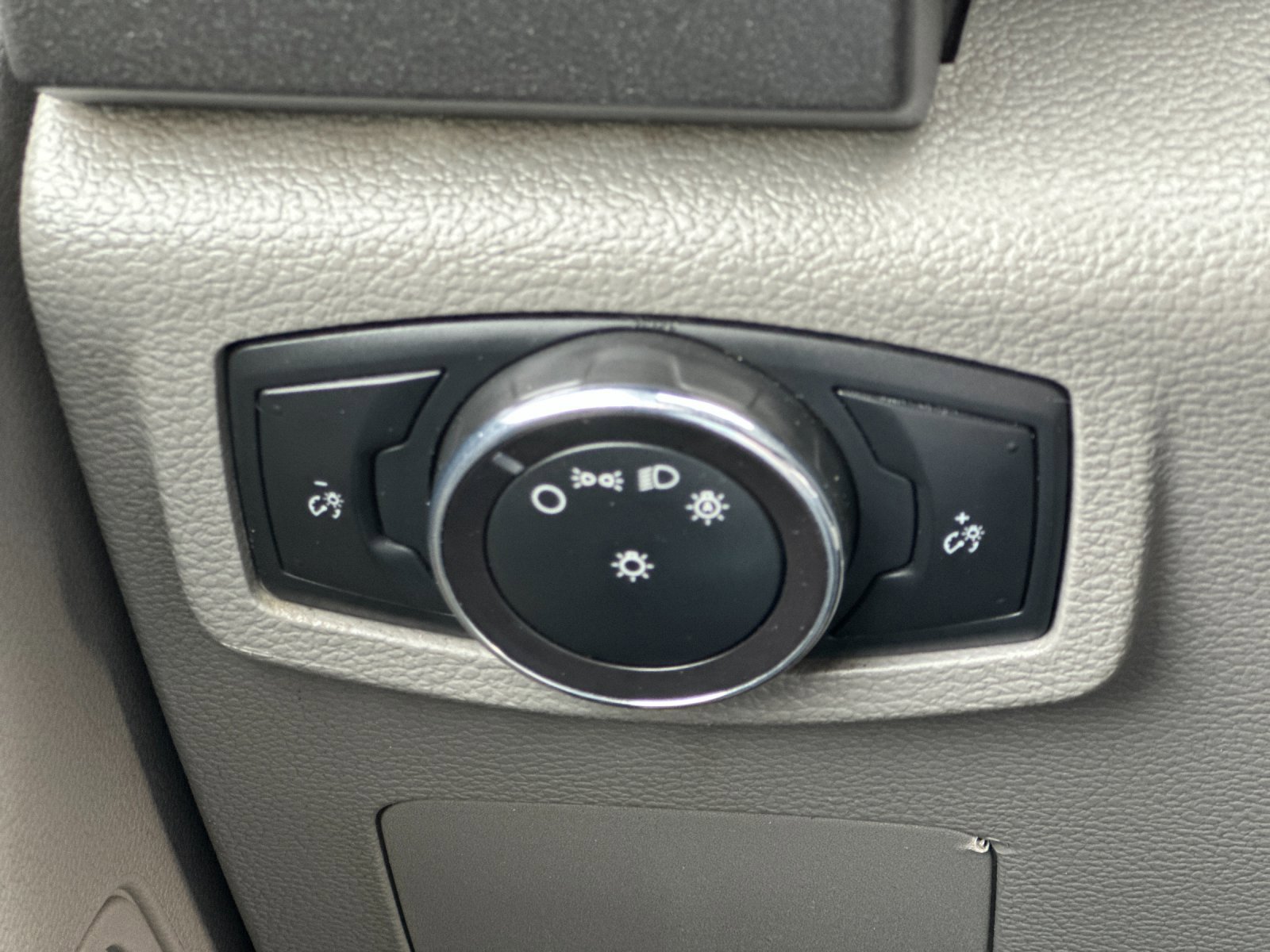 Certified 2018 Ford F350 XL w/ Power Equipment Group image 24