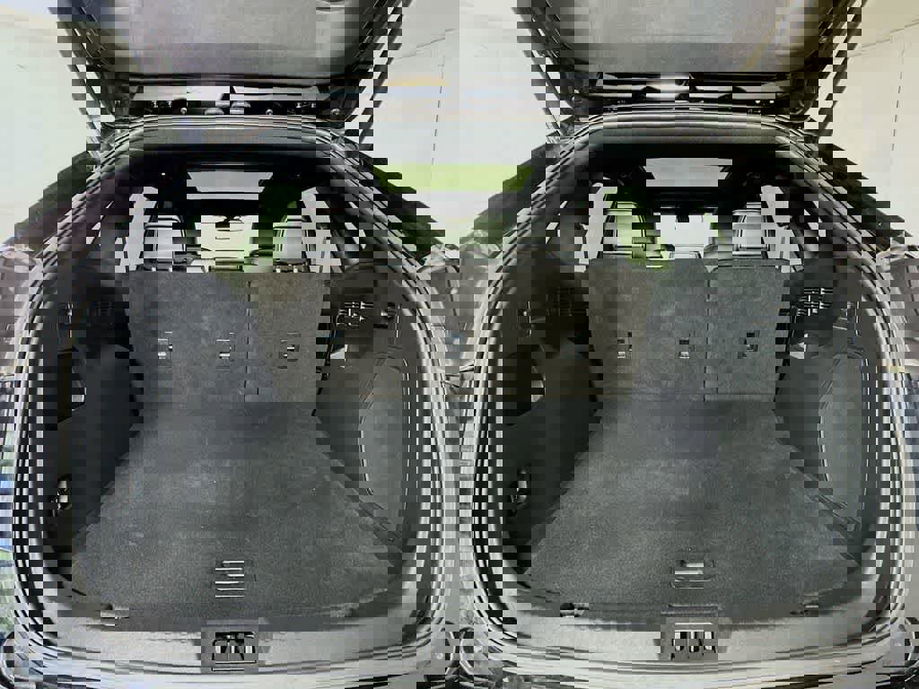 Certified 2021 Ford Edge ST w/ Equipment Group 401A image 20