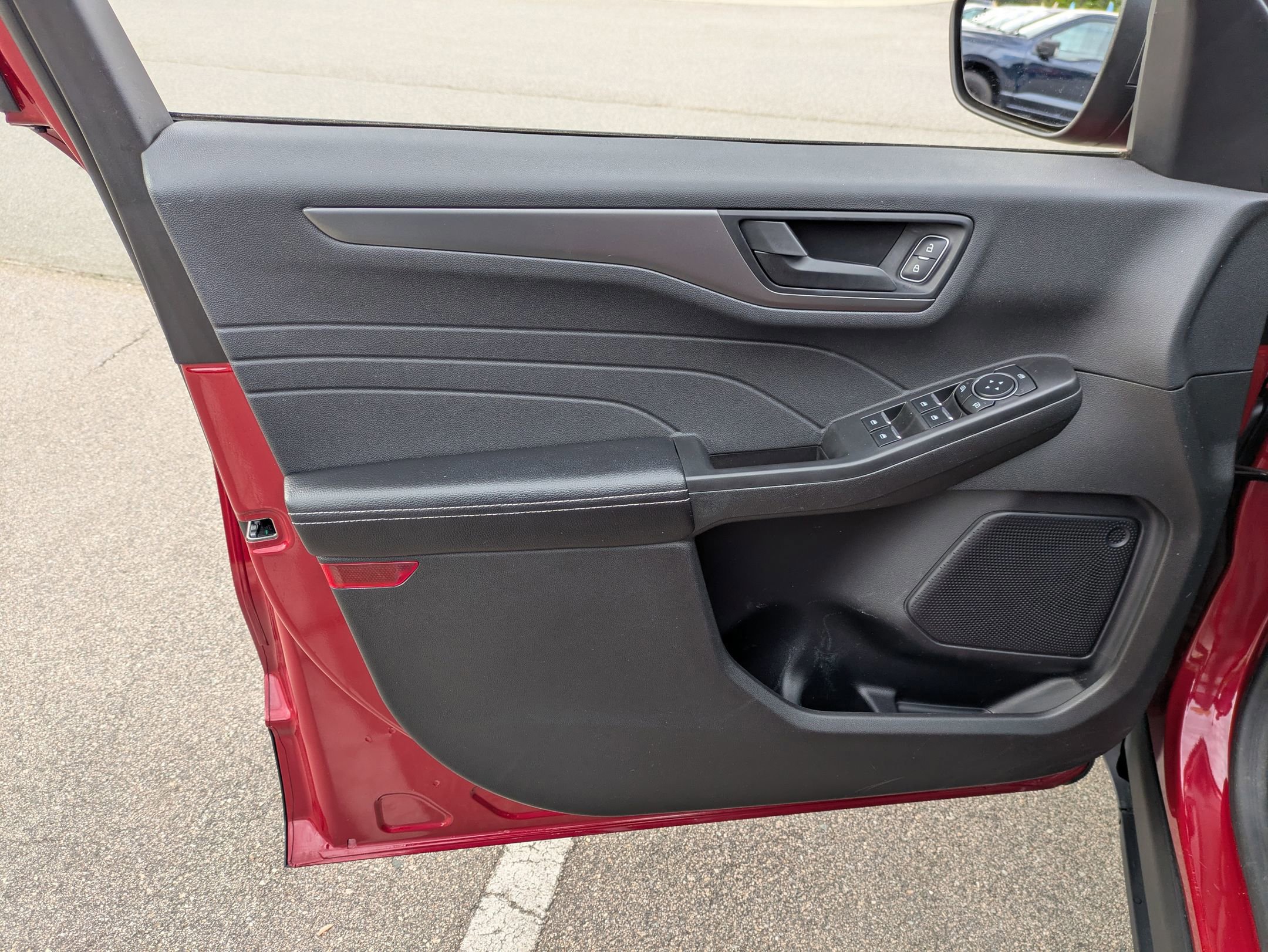 Certified 2023 Ford Escape Active w/ Cold Weather Package FWD image 15
