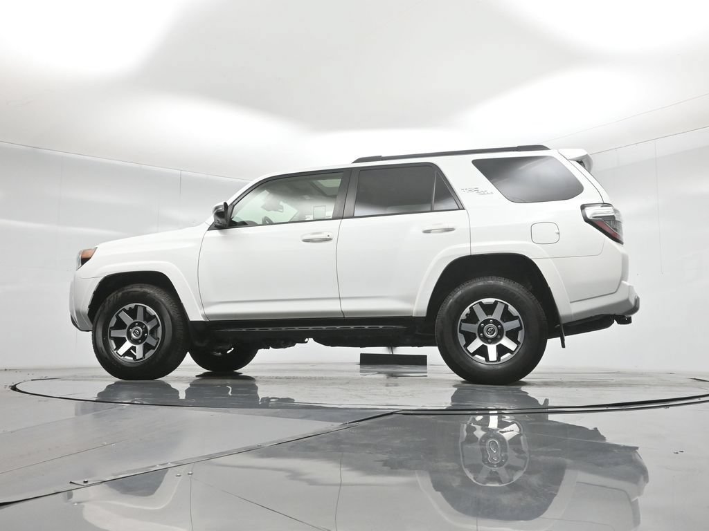 Used 2022 Toyota 4Runner TRD Off-Road Premium AWD/4WD image 51