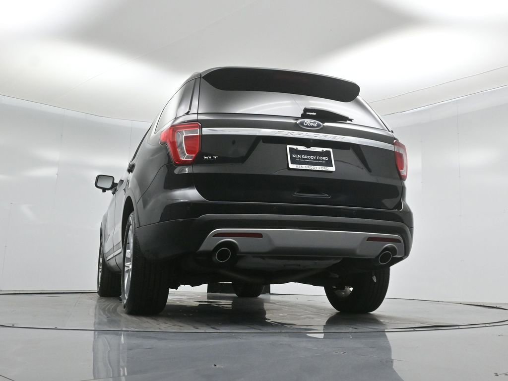 Certified 2017 Ford Explorer XLT w/ Equipment Group 202A image 53