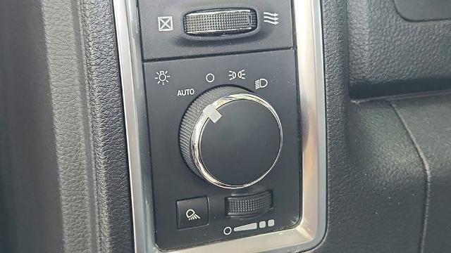 Used 2024 RAM 1500 Warlock RWD image 10