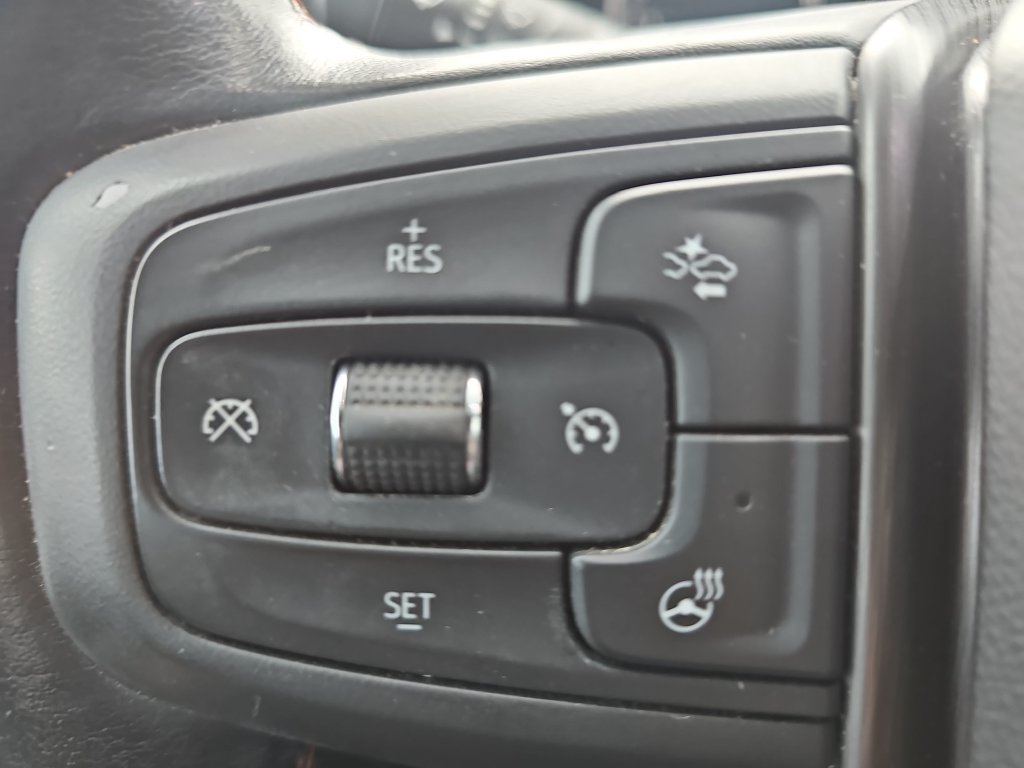 Used 2022 GMC Sierra 1500 AT4 w/ AT4 Premium Package AWD/4WD image 16