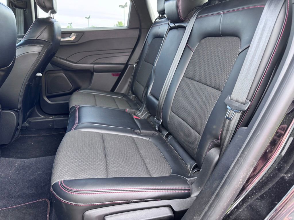 Certified 2023 Ford Escape ST-Line w/ Tech Pack #1 AWD/4WD image 11