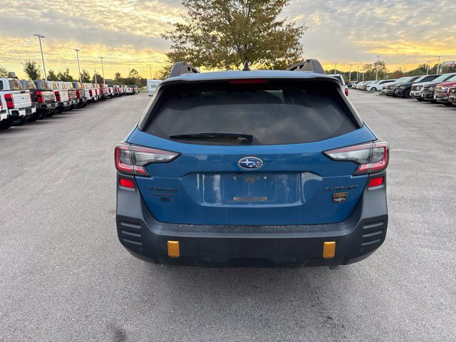Used 2022 Subaru Outback Wilderness AWD/4WD image 5