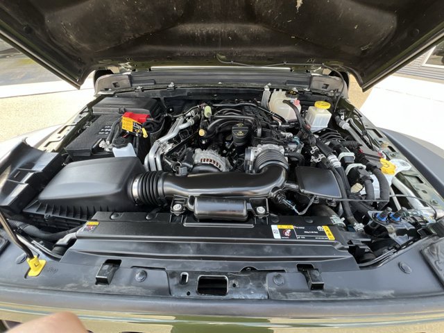 Used 2022 Jeep Gladiator Mojave w/ Cold Weather Group AWD/4WD image 11