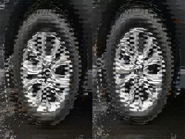 Certified 2024 Ford Edge Titanium image 5