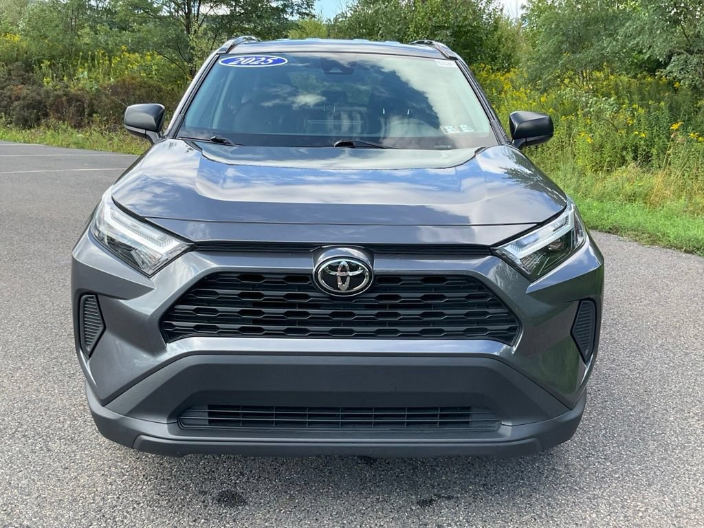 Used 2025 Toyota RAV4 LE AWD/4WD image 26