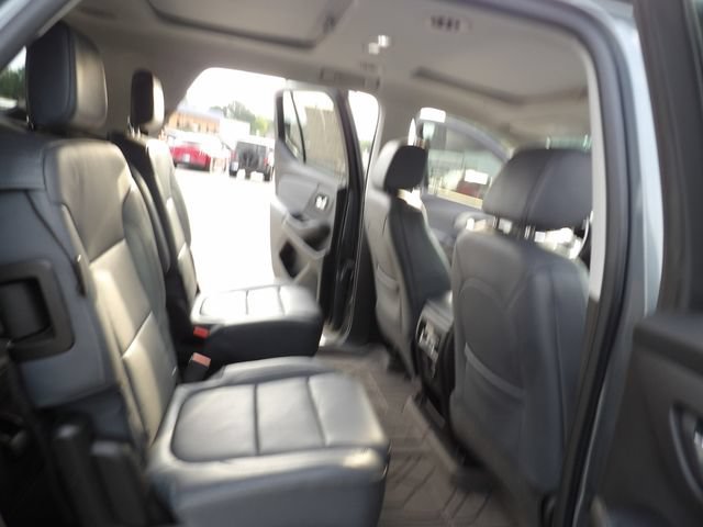 Used 2018 Chevrolet Traverse LT FWD image 33
