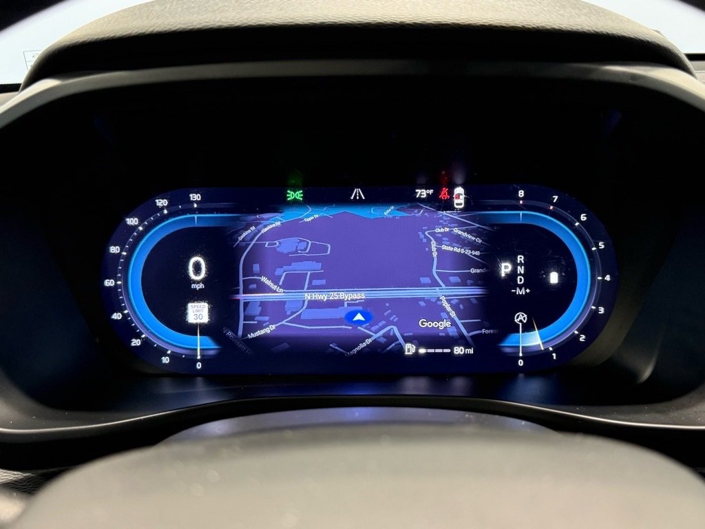 Used 2023 Volvo XC40 B5 Plus w/ Protection Package Premier image 18