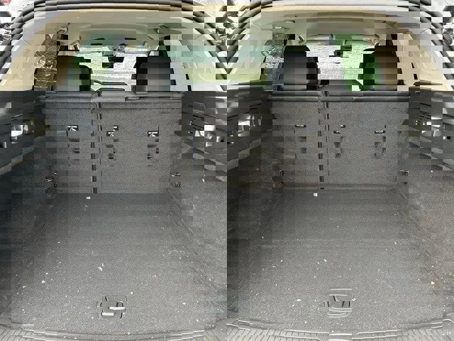 Used 2023 Buick Envision Essence image 11