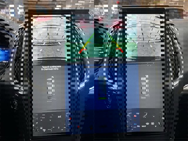 Certified 2022 Ford Edge SEL w/ Convenience Package image 9