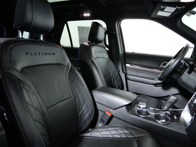 Certified 2018 Ford Explorer Platinum AWD/4WD image 11