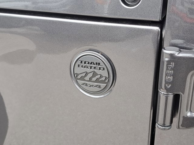 Used 2022 Jeep Wrangler Sport image 11