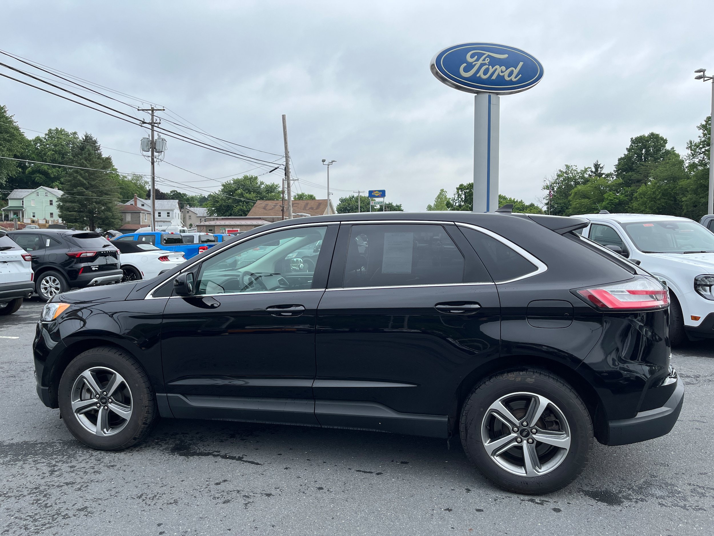 Certified 2023 Ford Edge SEL w/ Convenience Package AWD/4WD image 7