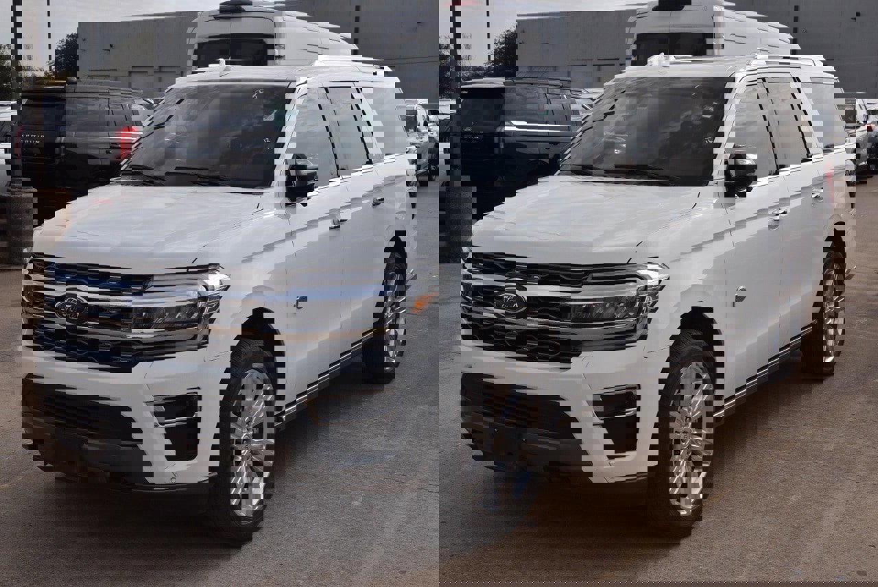 Certified 2023 Ford Expedition Max King Ranch image 2