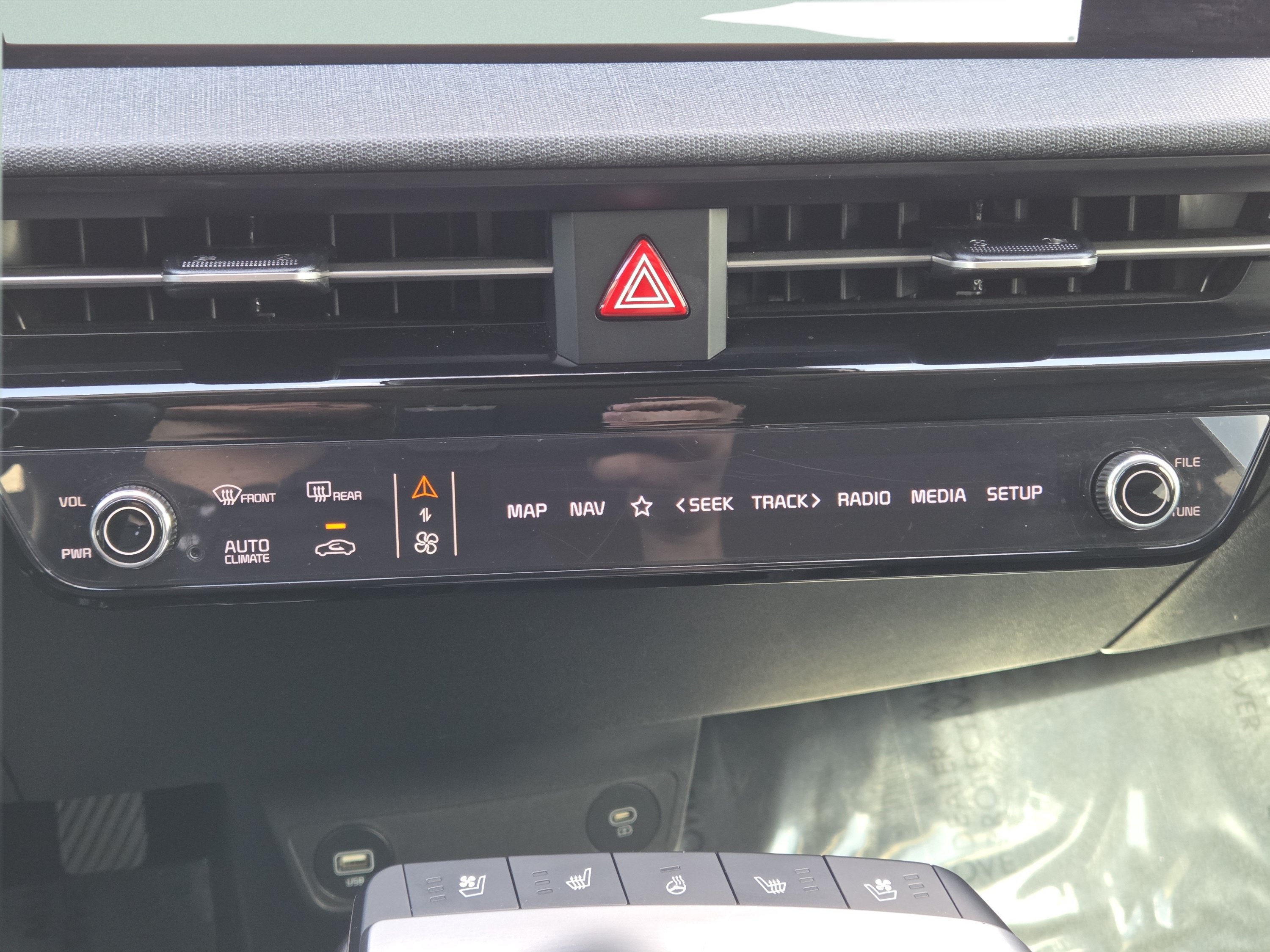 Used 2023 Kia EV6 Wind AWD/4WD image 19