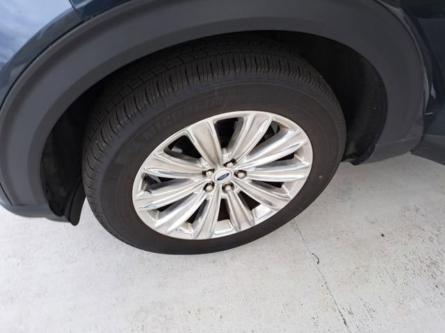 Certified 2023 Ford Explorer Limited w/ Limited Technology Package image 26
