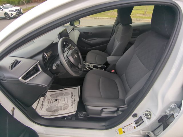 Used 2022 Toyota Corolla LE FWD image 14