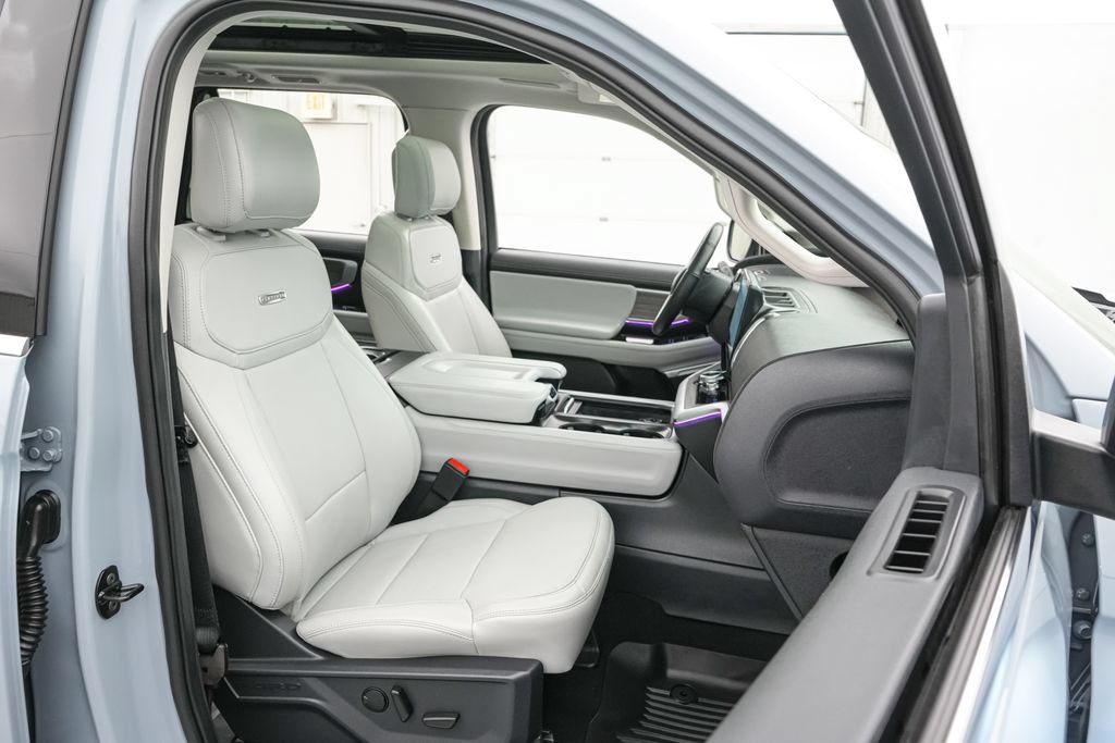Certified 2025 Ford Expedition Platinum AWD/4WD image 29