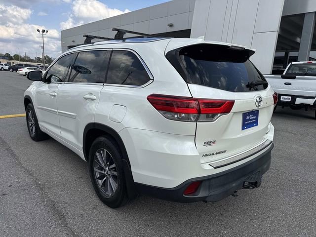Used 2017 Toyota Highlander XLE image 7