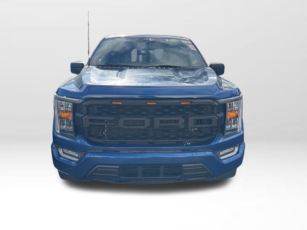 Certified 2022 Ford F150 XLT w/ Equipment Group 302A High image 18