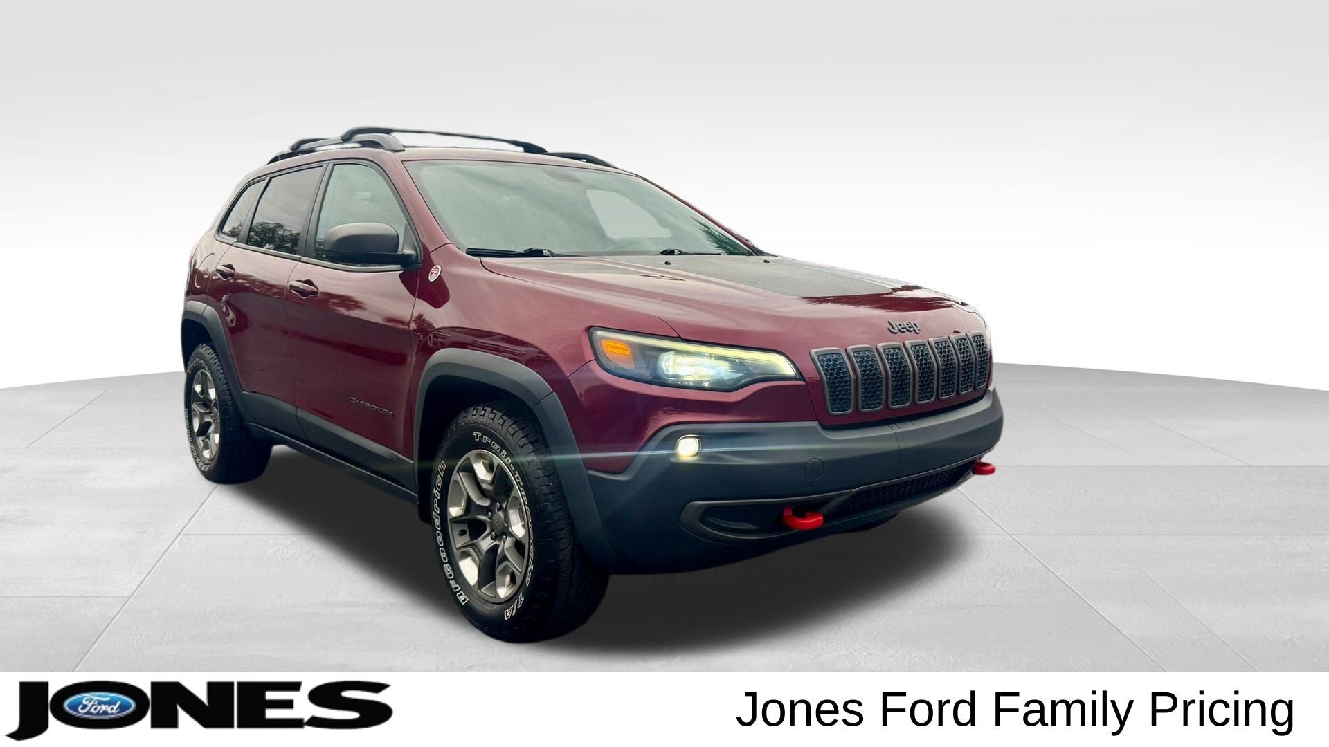Used 2019 Jeep Cherokee Trailhawk w/ Cold Weather Group