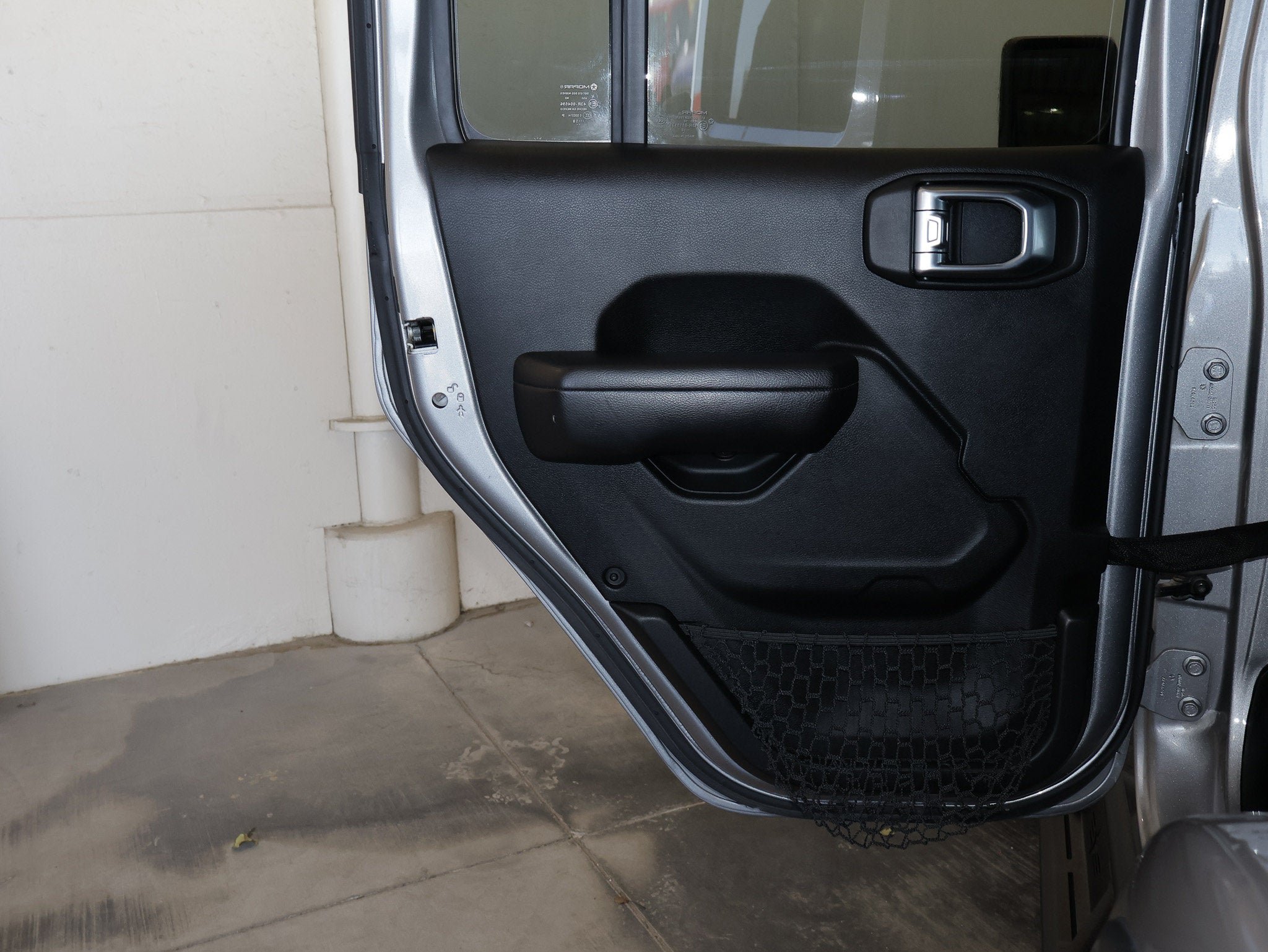 Used 2018 Jeep Wrangler Unlimited Rubicon w/ Safety Group AWD/4WD image 37