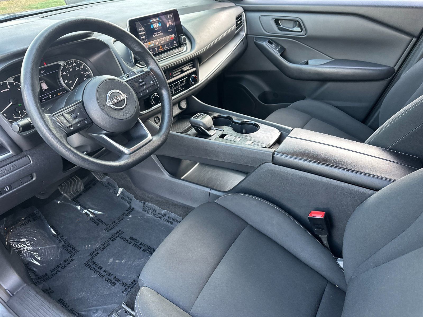 Used 2024 Nissan Rogue S image 9