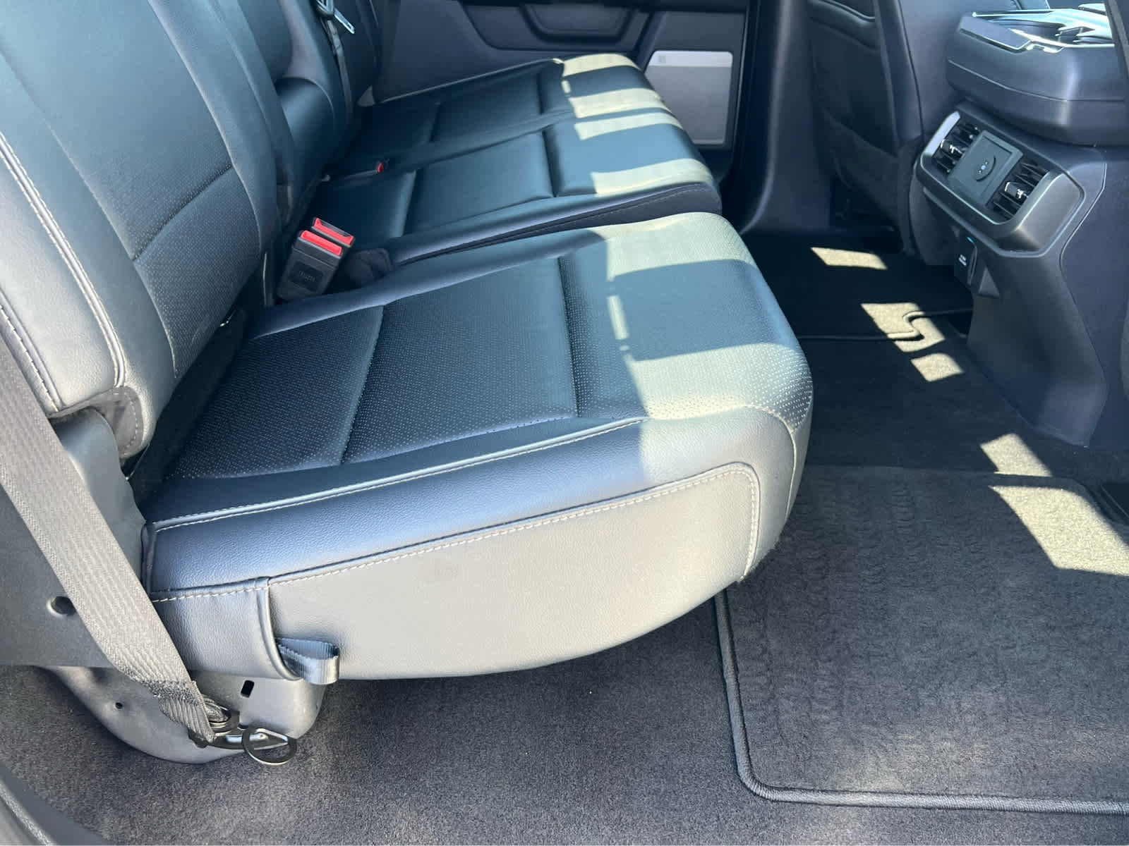 Certified 2025 Ford F150 Lariat image 21