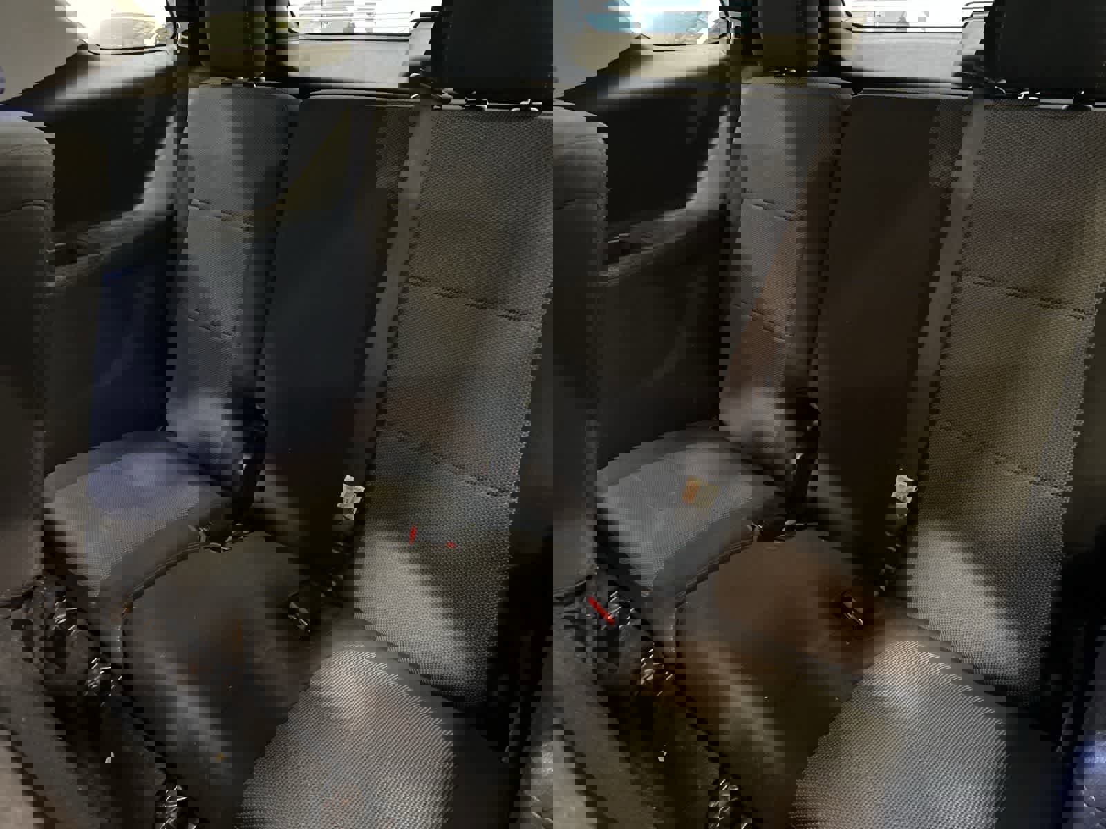 Used 2021 Chevrolet Traverse LS image 28