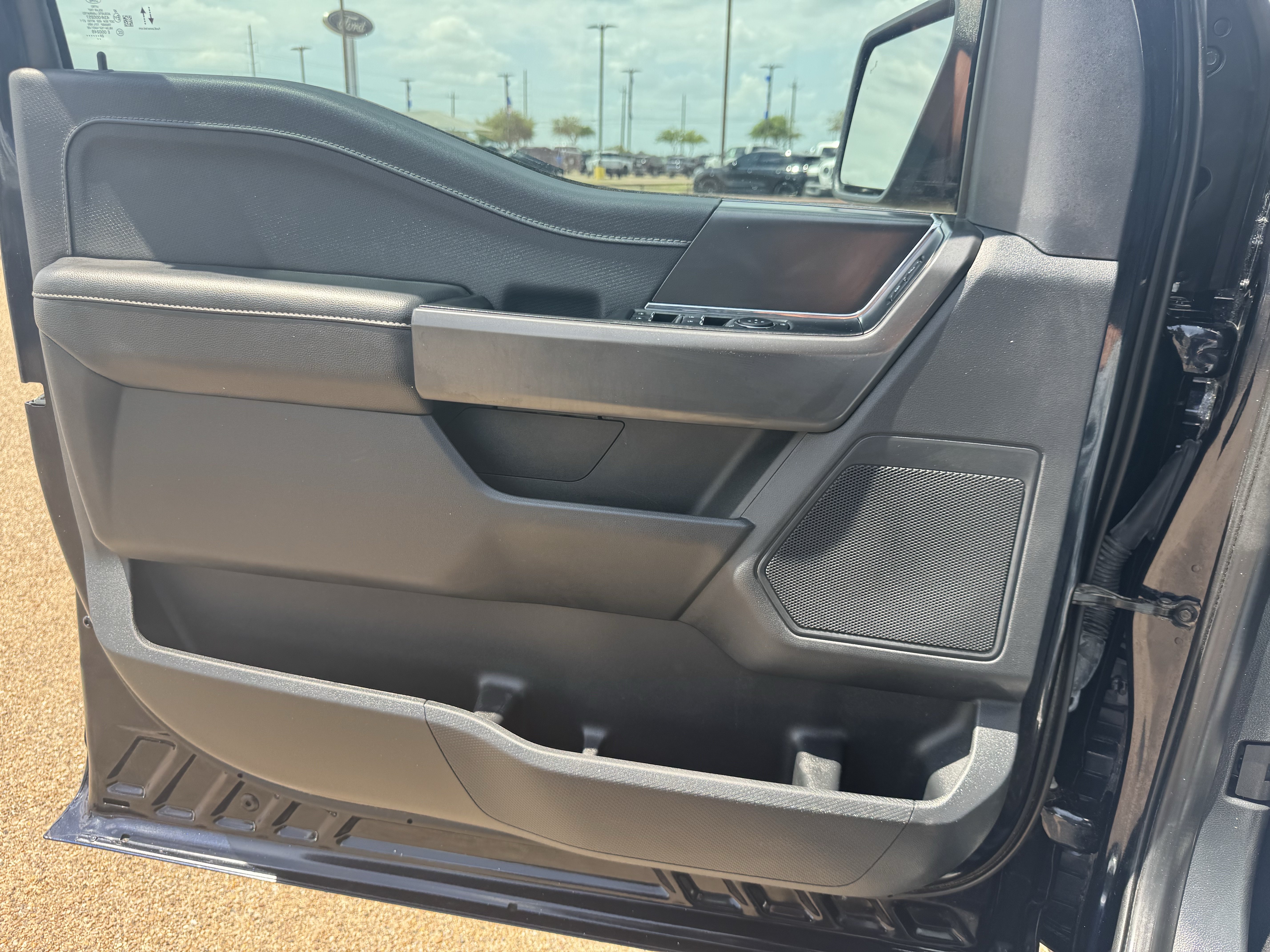 Certified 2024 Ford F150 XLT w/ XLT Black Appearance Package RWD image 21