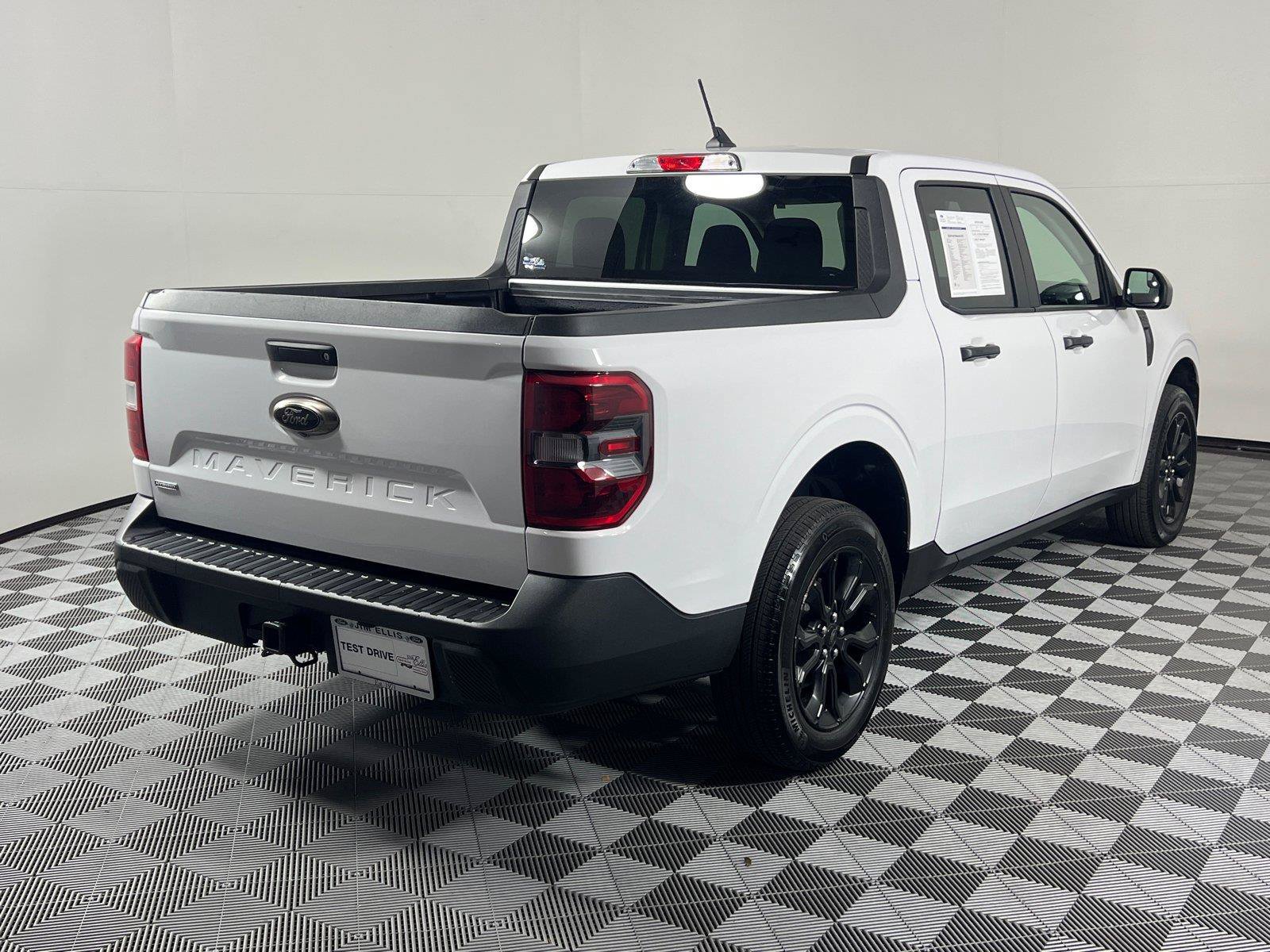Certified 2024 Ford Maverick XLT w/ XLT Luxury Package FWD image 6