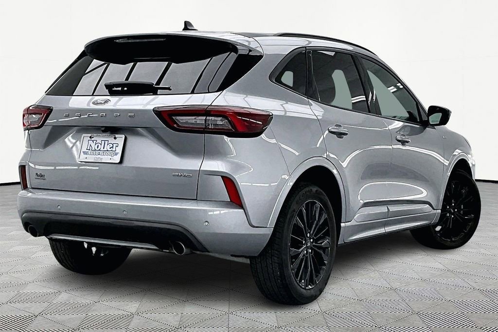 Certified 2023 Ford Escape ST-Line Elite image 4