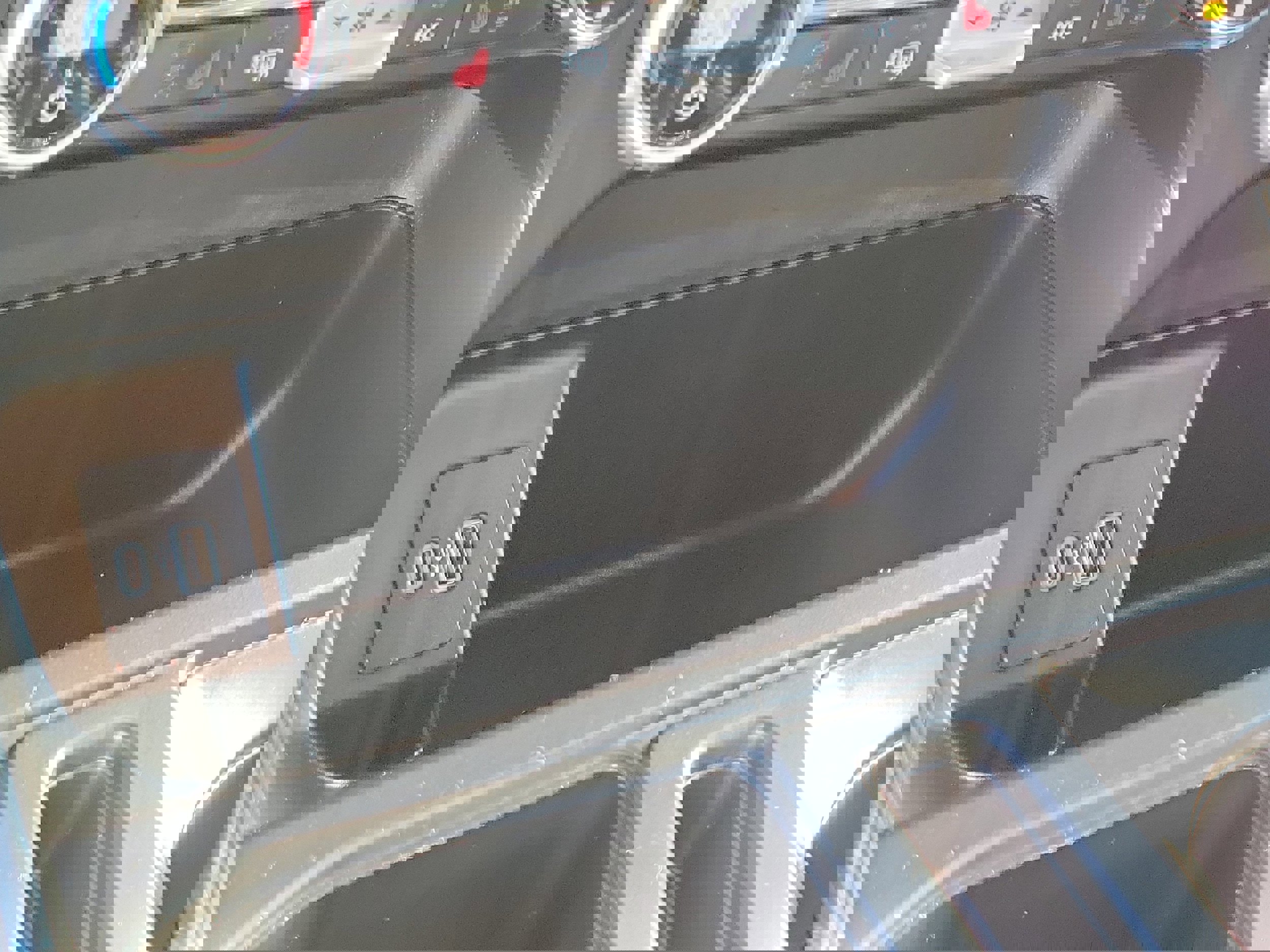 Certified 2021 Ford F150 XLT w/ Equipment Group 302A High image 32