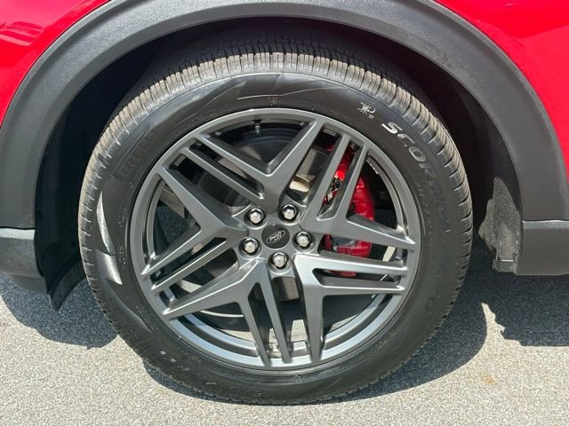 Certified 2025 Ford Explorer ST-Line w/ Premium Package image 27