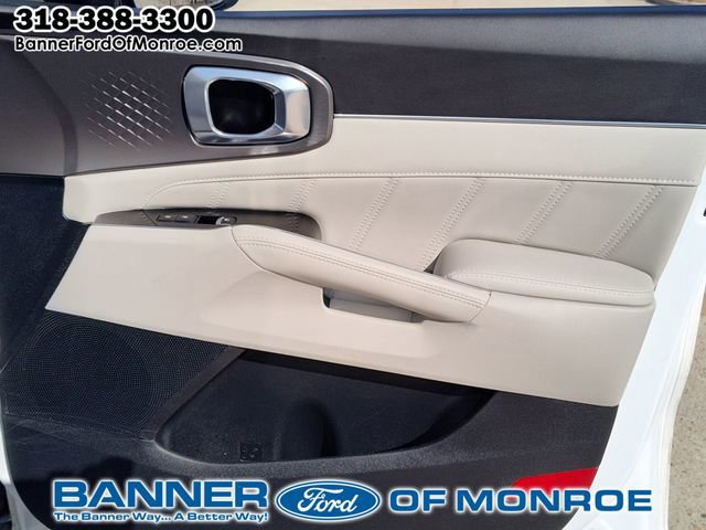 Used 2023 Kia Sorento SX image 24